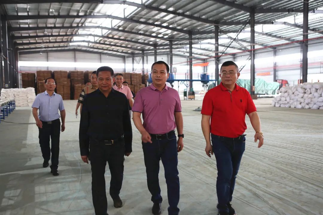 走向我們的小康生活——看來(lái)賓經(jīng)濟(jì)發(fā)展新變化